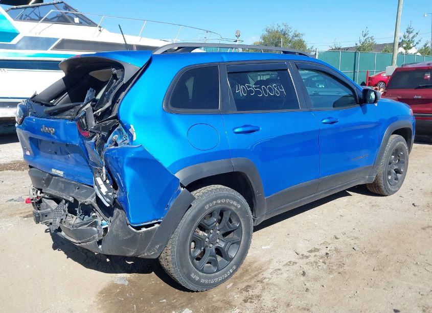 Photo 4 of 2019 Jeep Cherokee TRAILHAWK ELITE 4X4 (VIN 1C4PJMBX6KD351228)