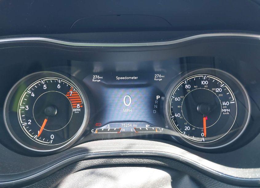 Photo 7 of 2019 Jeep Cherokee TRAILHAWK ELITE 4X4 (VIN 1C4PJMBX6KD351228)