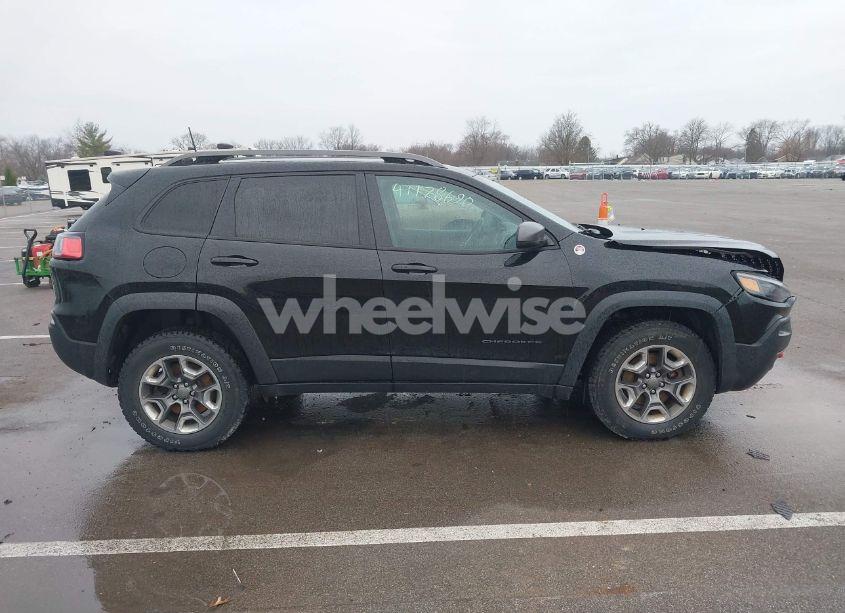 Photo 13 of 2019 Jeep Cherokee TRAILHAWK 4X4 (VIN 1C4PJMBX6KD418409)
