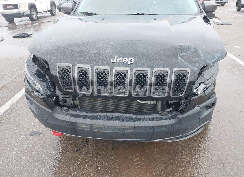 Photo 6 of 2019 Jeep Cherokee TRAILHAWK 4X4 (VIN 1C4PJMBX6KD418409)