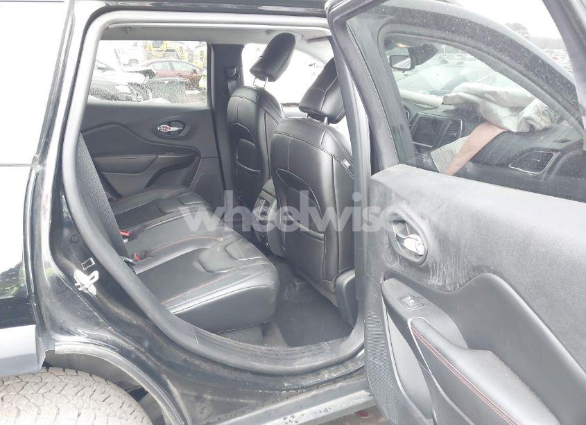 Photo 8 of 2019 Jeep Cherokee TRAILHAWK 4X4 (VIN 1C4PJMBX6KD459476)