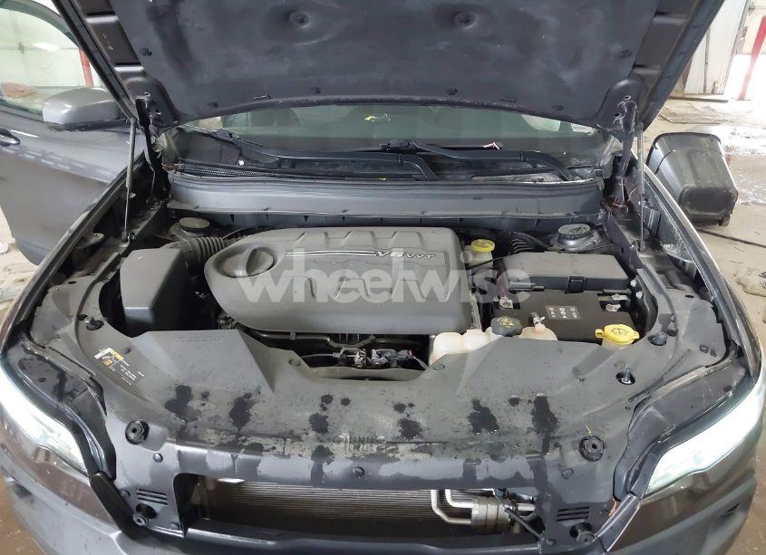 Photo 10 of 2020 Jeep Cherokee TRAILHAWK 4X4 (VIN 1C4PJMBX6LD651692)