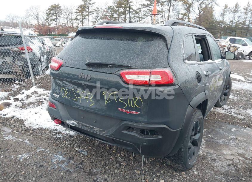 Photo 15 of 2018 Jeep Cherokee TRAILHAWK 4X4 (VIN 1C4PJMBX7JD603048)