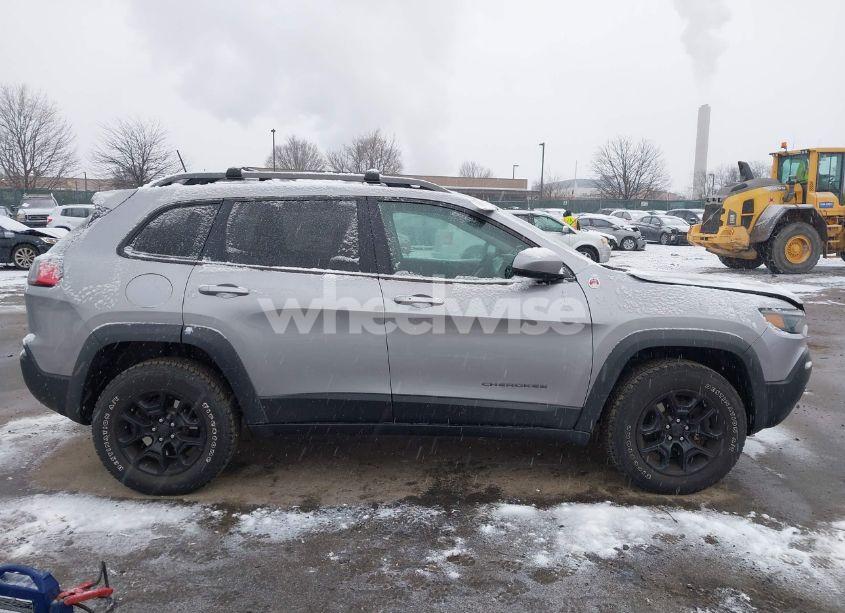 Photo 14 of 2019 Jeep Cherokee TRAILHAWK 4X4 (VIN 1C4PJMBX7KD118099)
