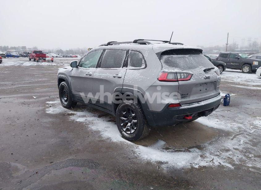 Photo 3 of 2019 Jeep Cherokee TRAILHAWK 4X4 (VIN 1C4PJMBX7KD118099)
