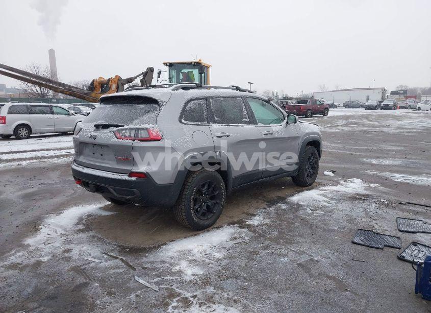 Photo 4 of 2019 Jeep Cherokee TRAILHAWK 4X4 (VIN 1C4PJMBX7KD118099)