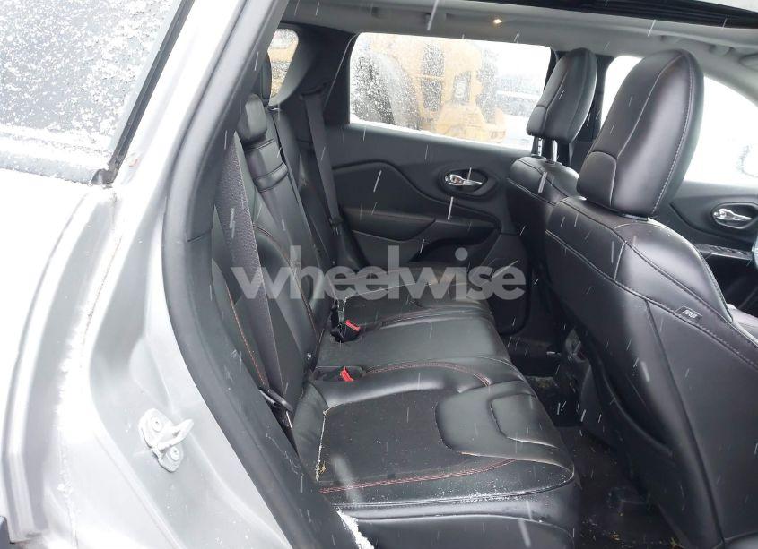 Photo 8 of 2019 Jeep Cherokee TRAILHAWK 4X4 (VIN 1C4PJMBX7KD118099)