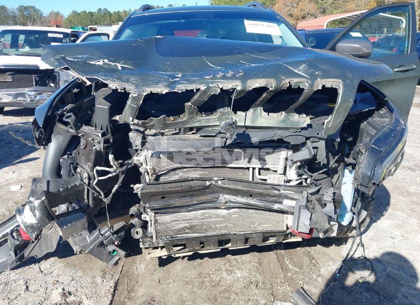 Photo 6 of 2019 Jeep Cherokee TRAILHAWK ELITE 4X4 (VIN 1C4PJMBX7KD186273)