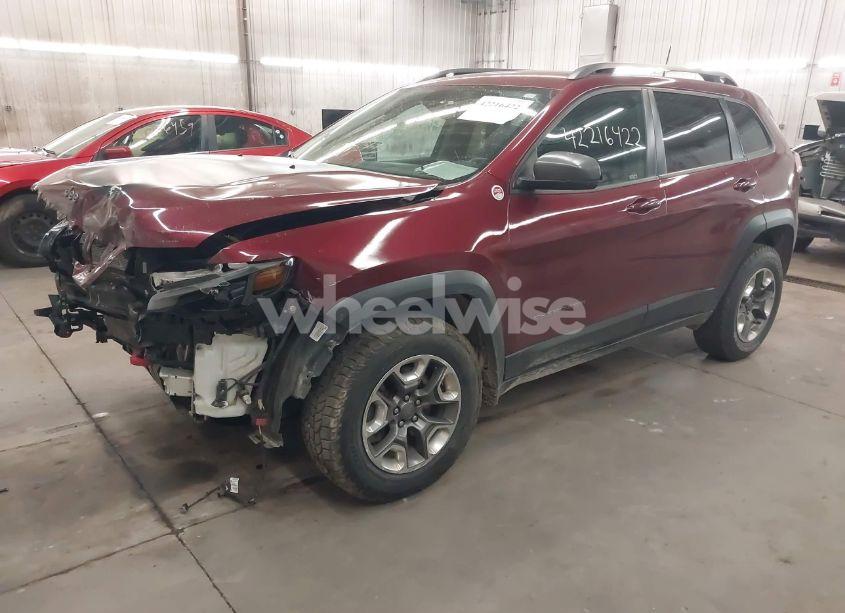 Photo 2 of 2019 Jeep Cherokee TRAILHAWK 4X4 (VIN 1C4PJMBX7KD200267)