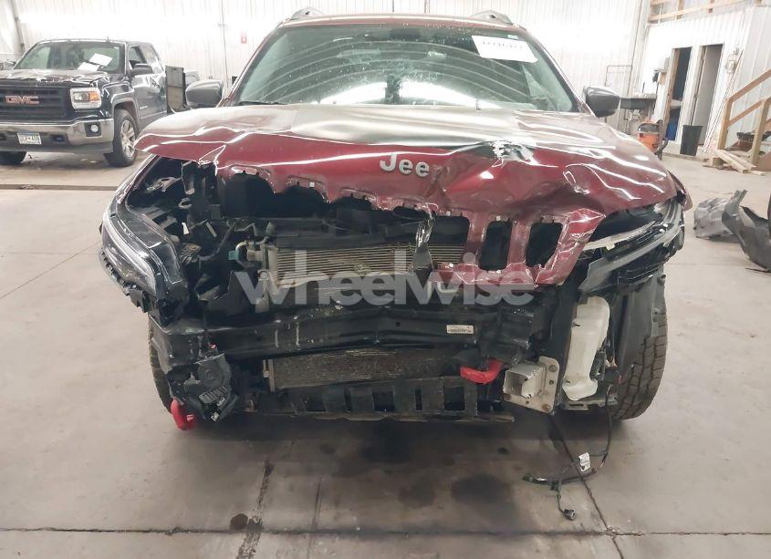 Photo 6 of 2019 Jeep Cherokee TRAILHAWK 4X4 (VIN 1C4PJMBX7KD200267)