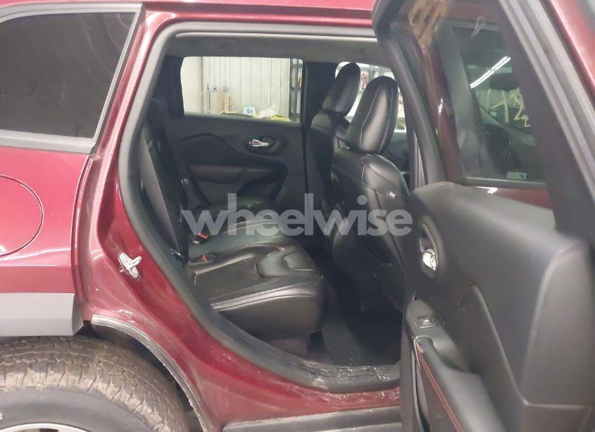 Photo 8 of 2019 Jeep Cherokee TRAILHAWK 4X4 (VIN 1C4PJMBX7KD200267)