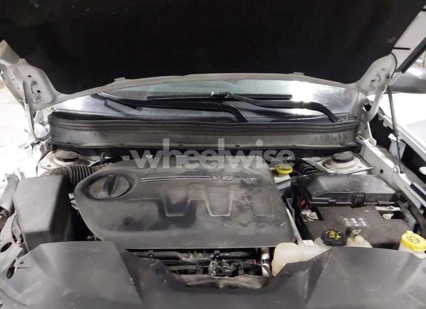 Photo 10 of 2019 Jeep Cherokee TRAILHAWK 4X4 (VIN 1C4PJMBX7KD256676)