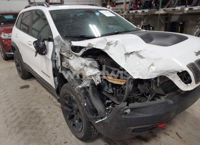 Photo 6 of 2019 Jeep Cherokee TRAILHAWK 4X4 (VIN 1C4PJMBX7KD256676)