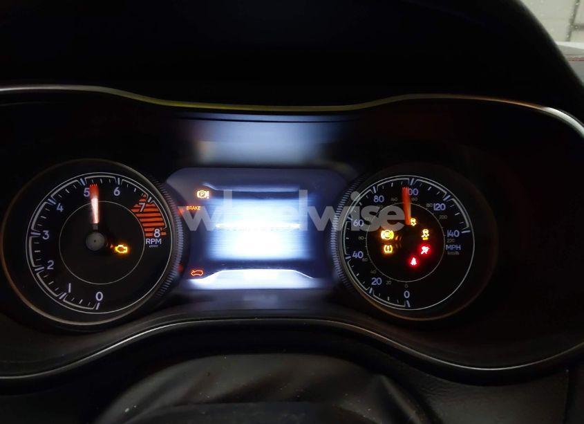 Photo 7 of 2019 Jeep Cherokee TRAILHAWK 4X4 (VIN 1C4PJMBX7KD256676)