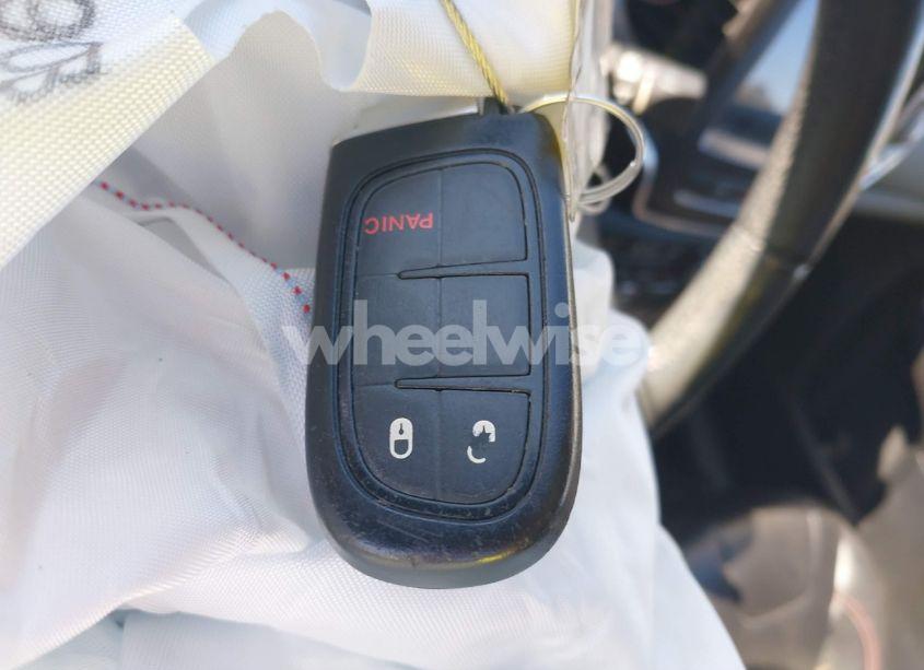 Photo 11 of 2019 Jeep Cherokee TRAILHAWK 4X4 (VIN 1C4PJMBX7KD362254)