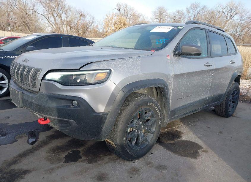 Photo 2 of 2020 Jeep Cherokee TRAILHAWK ELITE 4X4 (VIN 1C4PJMBX7LD517967)