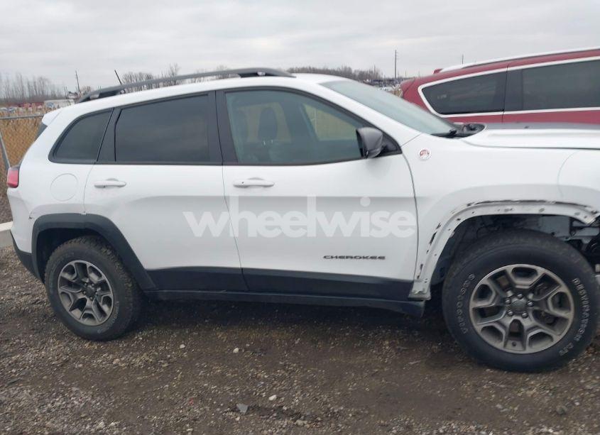 Photo 14 of 2020 Jeep Cherokee TRAILHAWK 4X4 (VIN 1C4PJMBX7LD609404)