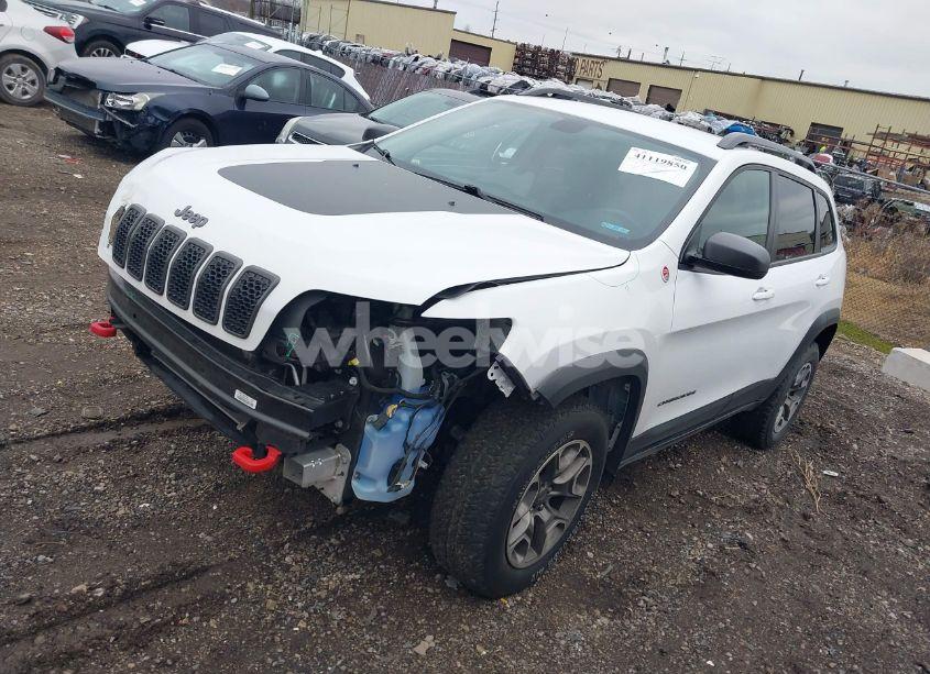 Photo 2 of 2020 Jeep Cherokee TRAILHAWK 4X4 (VIN 1C4PJMBX7LD609404)