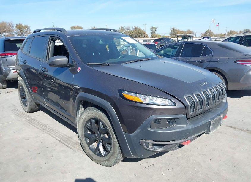 2018 Jeep Cherokee TRAILHAWK 4X4 (VIN 1C4PJMBX8JD520874) main photo