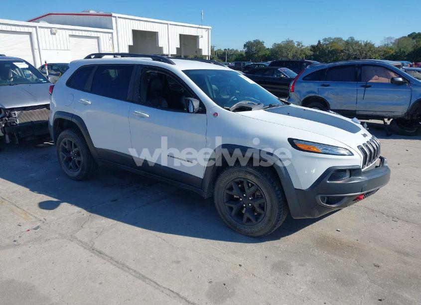 2018 Jeep Cherokee TRAILHAWK 4X4 (VIN 1C4PJMBX8JD562994) main photo