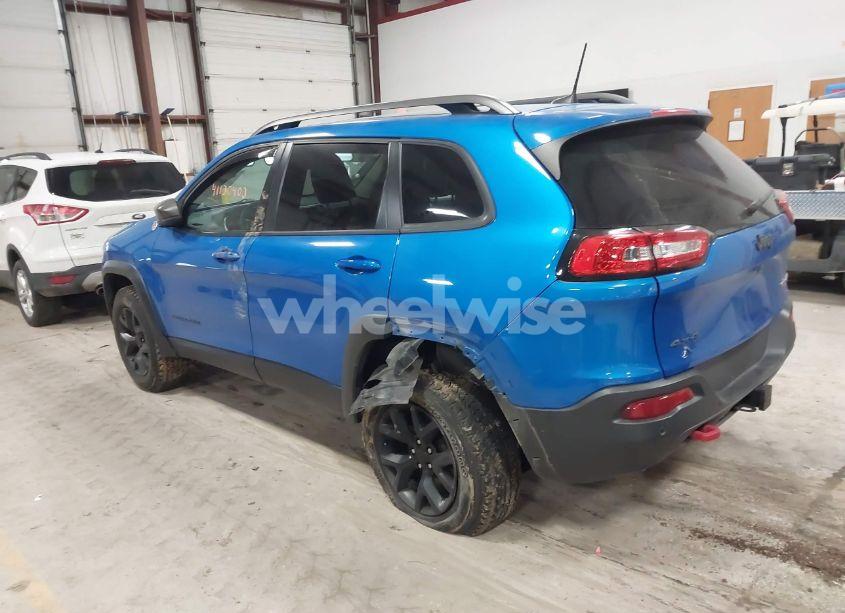 Photo 3 of 2018 Jeep Cherokee TRAILHAWK 4X4 (VIN 1C4PJMBX8JD571081)