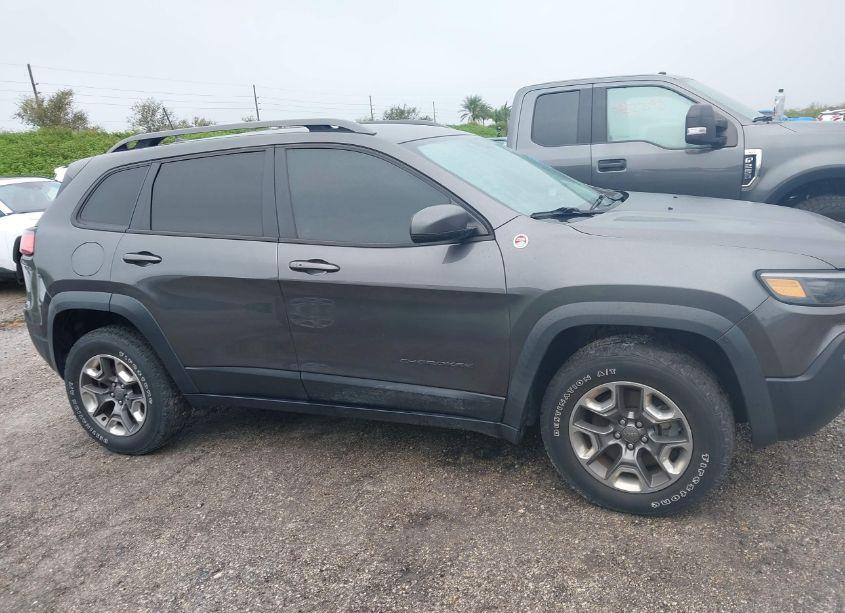 Photo 13 of 2019 Jeep Cherokee TRAILHAWK 4X4 (VIN 1C4PJMBX8KD335192)