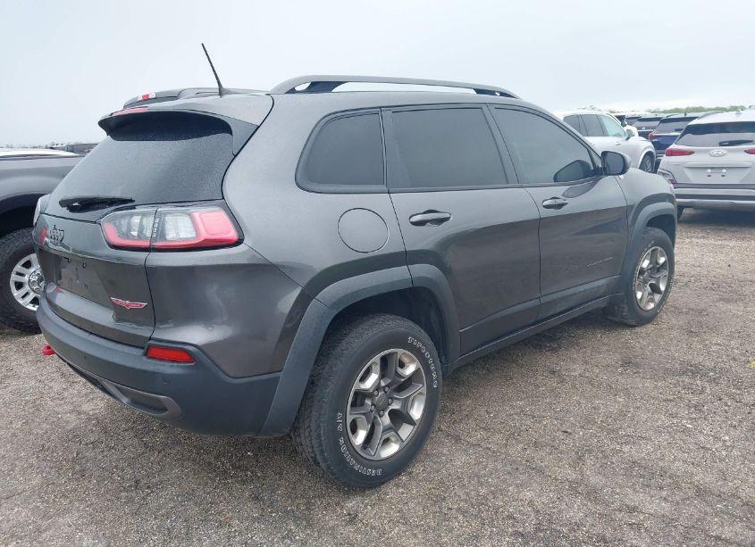 Photo 4 of 2019 Jeep Cherokee TRAILHAWK 4X4 (VIN 1C4PJMBX8KD335192)