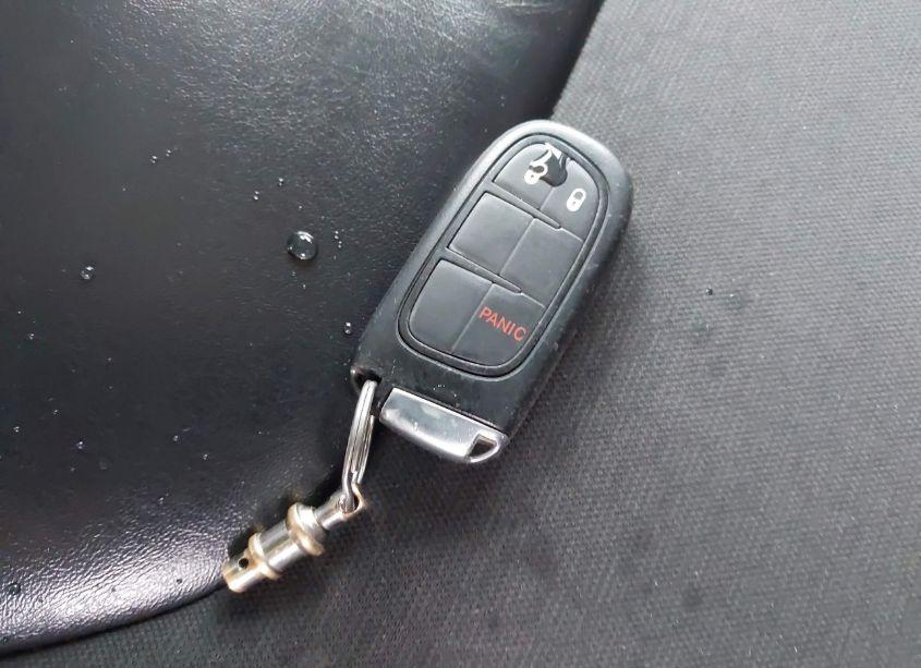 Photo 11 of 2019 Jeep Cherokee TRAILHAWK 4X4 (VIN 1C4PJMBX8KD440816)