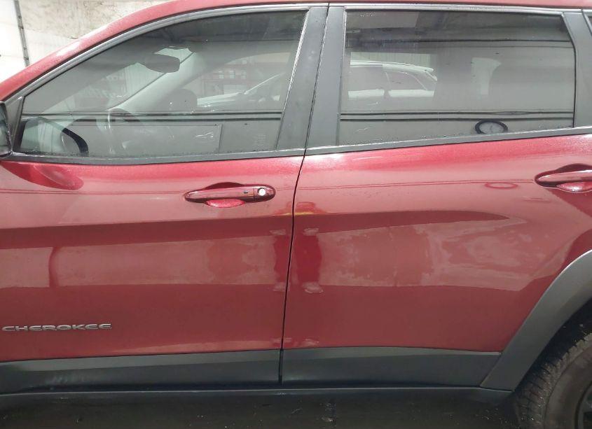 Photo 14 of 2020 Jeep Cherokee TRAILHAWK 4X4 (VIN 1C4PJMBX8LD519422)