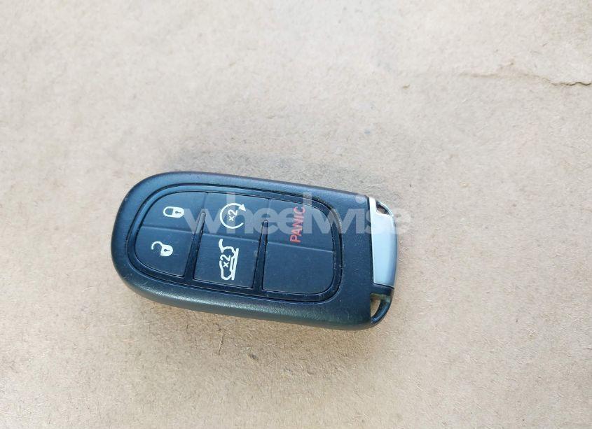 Photo 11 of 2019 Jeep Cherokee TRAILHAWK 4X4 (VIN 1C4PJMBX9KD311466)