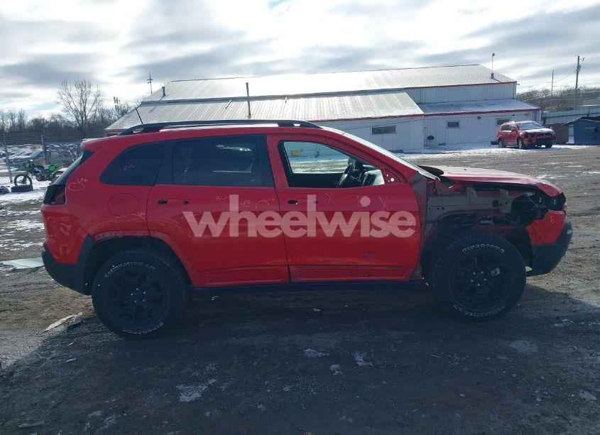 Photo 13 of 2019 Jeep Cherokee TRAILHAWK 4X4 (VIN 1C4PJMBX9KD311466)
