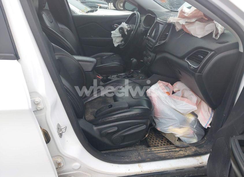 Photo 5 of 2020 Jeep Cherokee TRAILHAWK 4X4 (VIN 1C4PJMBX9LD529182)