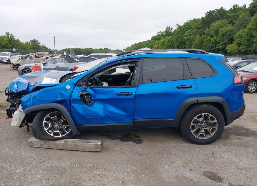 Photo 13 of 2021 Jeep Cherokee TRAILHAWK 4X4 (VIN 1C4PJMBXXMD177389)