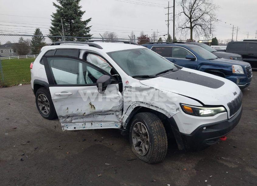 2021 Jeep Cherokee TRAILHAWK 4X4 (VIN 1C4PJMBXXMD247313) main photo