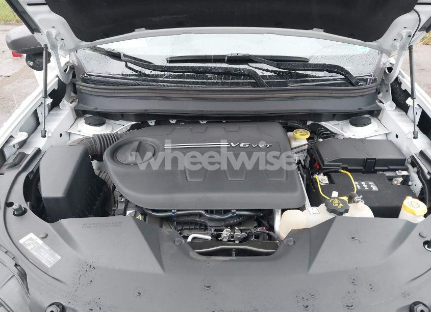 Photo 10 of 2021 Jeep Cherokee TRAILHAWK 4X4 (VIN 1C4PJMBXXMD247313)