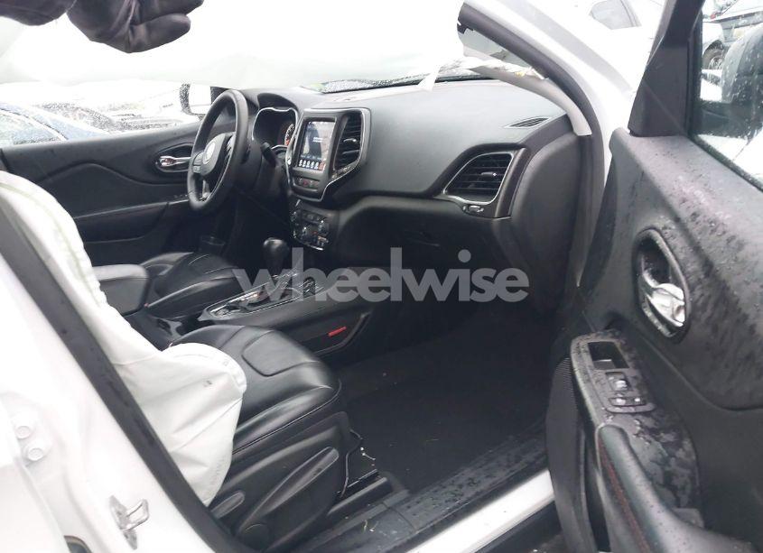 Photo 5 of 2021 Jeep Cherokee TRAILHAWK 4X4 (VIN 1C4PJMBXXMD247313)