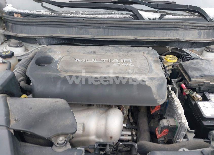 Photo 10 of 2014 Jeep Cherokee LATITUDE (VIN 1C4PJMCB0EW110258)