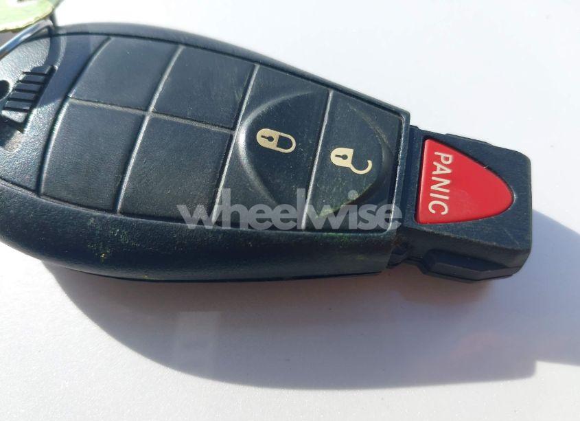 Photo 11 of 2014 Jeep Cherokee LATITUDE (VIN 1C4PJMCB0EW185929)