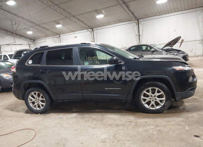 Photo 13 of 2014 Jeep Cherokee LATITUDE (VIN 1C4PJMCB0EW229198)