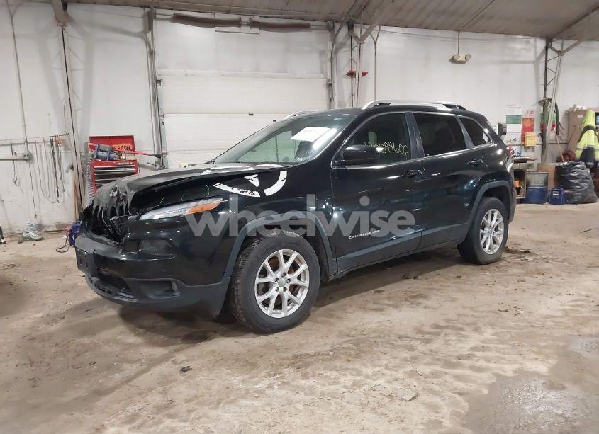 Photo 2 of 2014 Jeep Cherokee LATITUDE (VIN 1C4PJMCB0EW229198)
