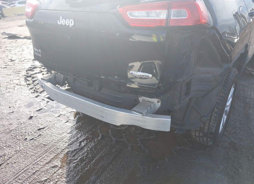 Photo 19 of 2015 Jeep Cherokee LATITUDE (VIN 1C4PJMCB0FW525064)