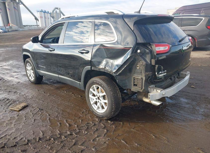 Photo 3 of 2015 Jeep Cherokee LATITUDE (VIN 1C4PJMCB0FW525064)