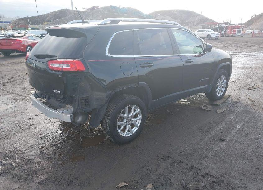 Photo 4 of 2015 Jeep Cherokee LATITUDE (VIN 1C4PJMCB0FW525064)