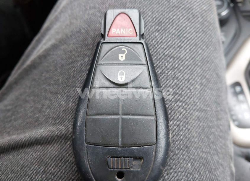 Photo 11 of 2015 Jeep Cherokee LATITUDE (VIN 1C4PJMCB0FW714667)