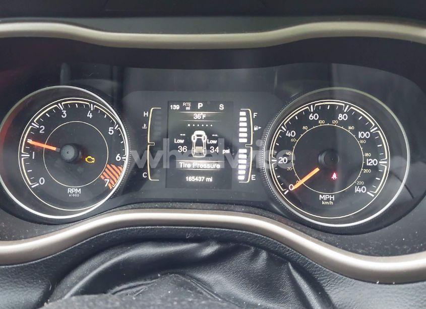 Photo 7 of 2015 Jeep Cherokee LATITUDE (VIN 1C4PJMCB0FW714667)