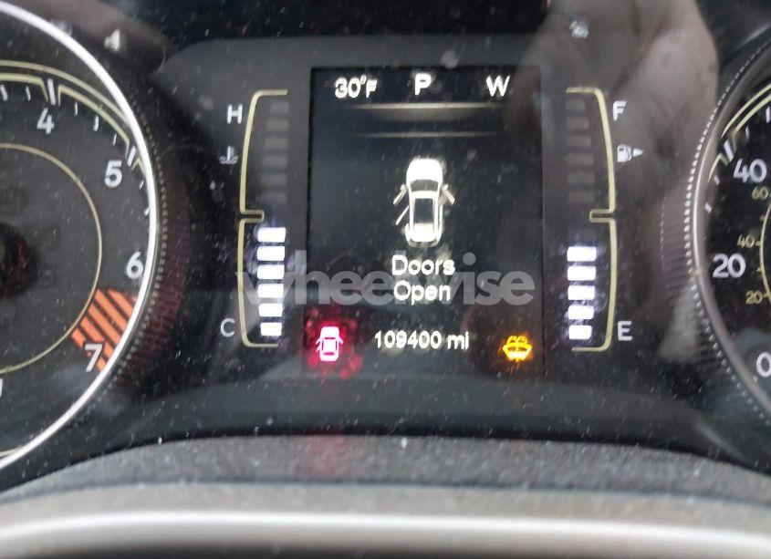 Photo 7 of 2015 Jeep Cherokee LATITUDE (VIN 1C4PJMCB0FW715172)