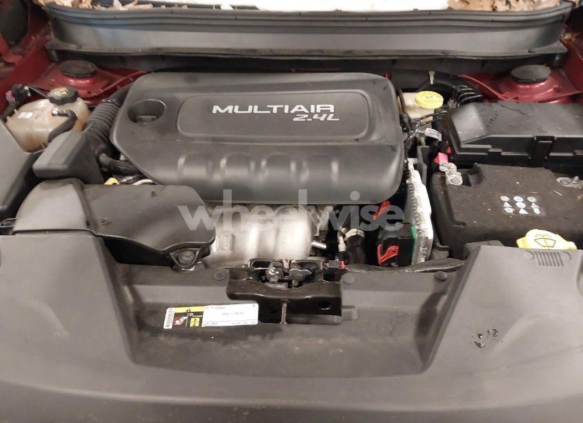 Photo 10 of 2016 Jeep Cherokee LATITUDE (VIN 1C4PJMCB0GW148320)