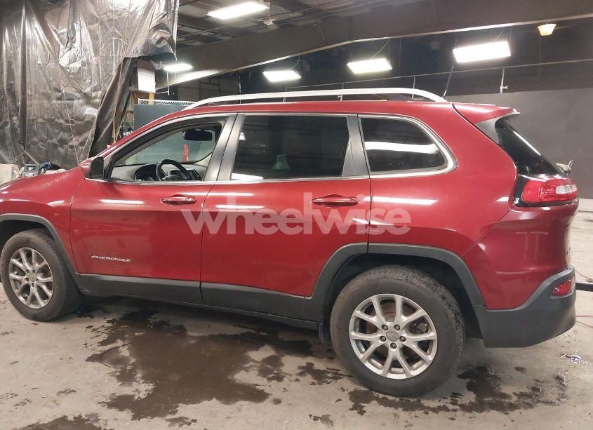 Photo 14 of 2016 Jeep Cherokee LATITUDE (VIN 1C4PJMCB0GW148320)