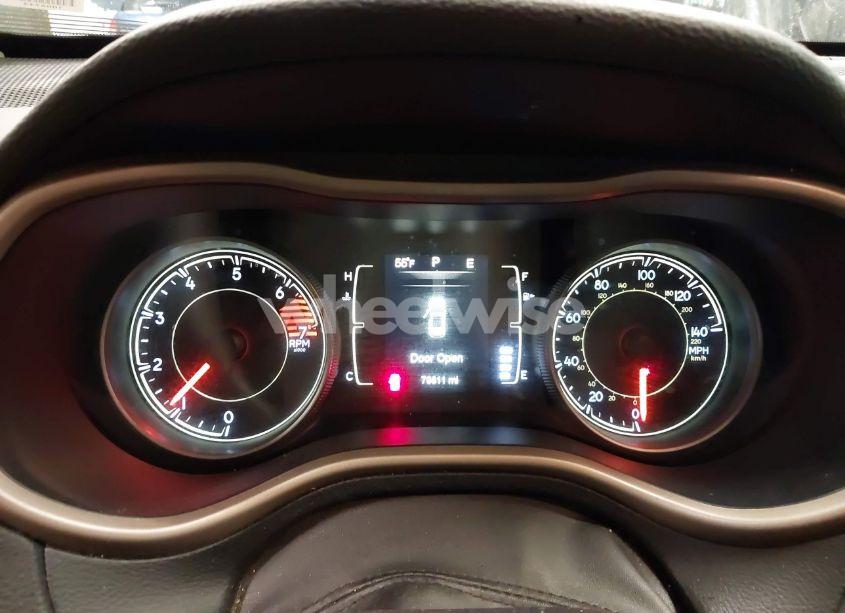 Photo 7 of 2016 Jeep Cherokee LATITUDE (VIN 1C4PJMCB0GW148320)