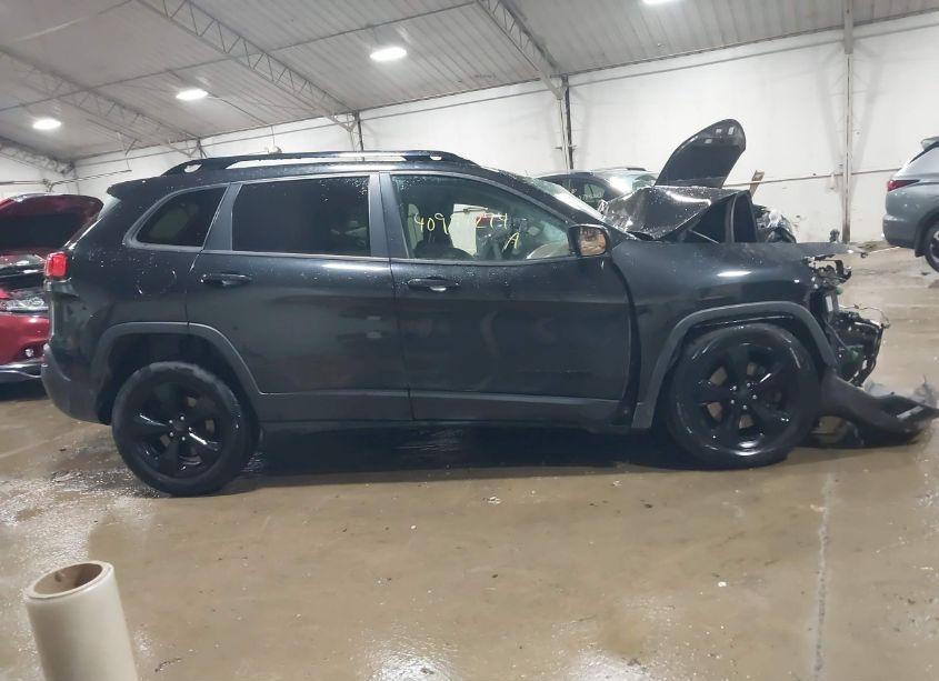 Photo 12 of 2016 Jeep Cherokee ALTITUDE (VIN 1C4PJMCB0GW152531)